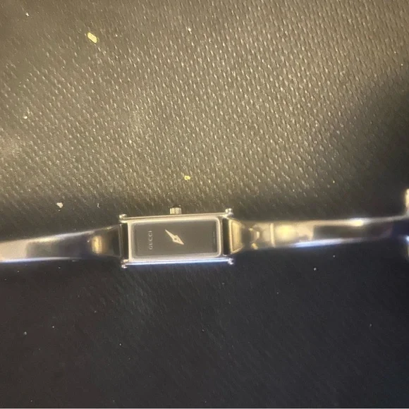 Gucci 1500L stainless steel horse bit bangle vintage (1997) watch. - Picture 5 of 6